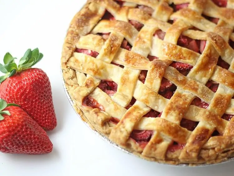 Strawberry Rhubarb Pie Recipe from Rose Bakes