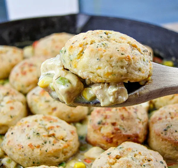 Easy Skillet Chicken Pot Pie With Biscuits Recipe