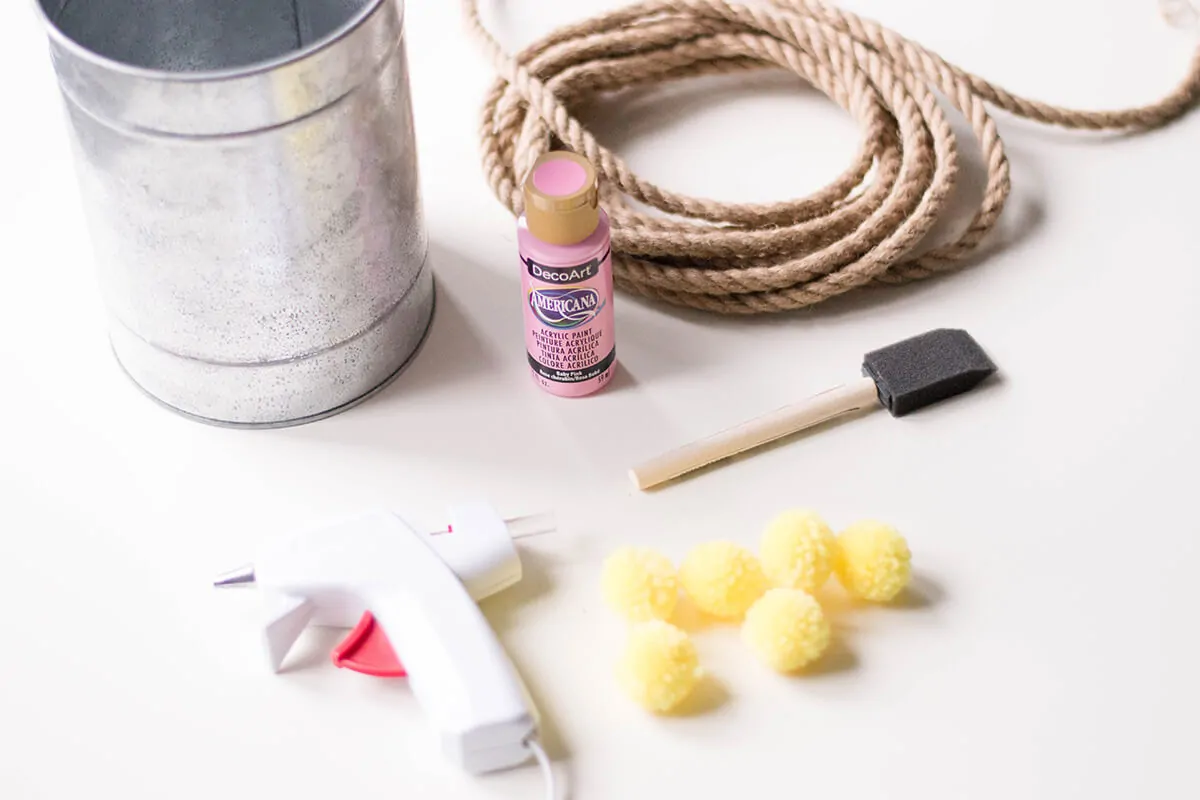 Supplies for a Rope Vase DIY