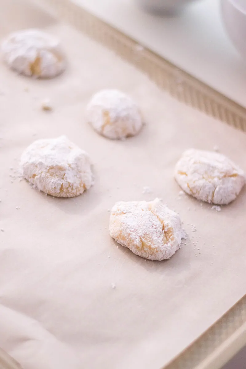 Giving our crinkle cookies a Halloween makeover with buttercream spiders.