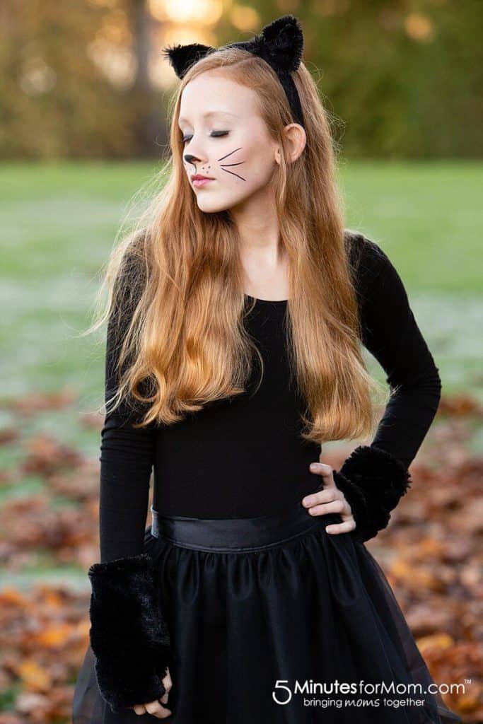 Easy Cat Costume_0027 5 Minutes for Mom