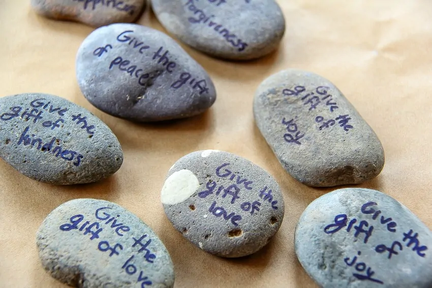 Painting messages on rocks