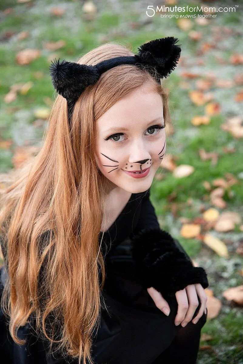 Easy Cat Costume - How to Make a DIY Cat Costume