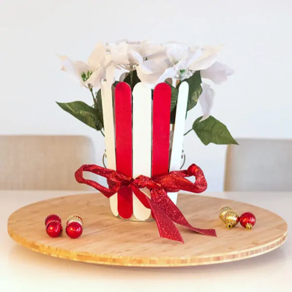 Easy Christmas Centerpiece For Your Holiday Tablescape