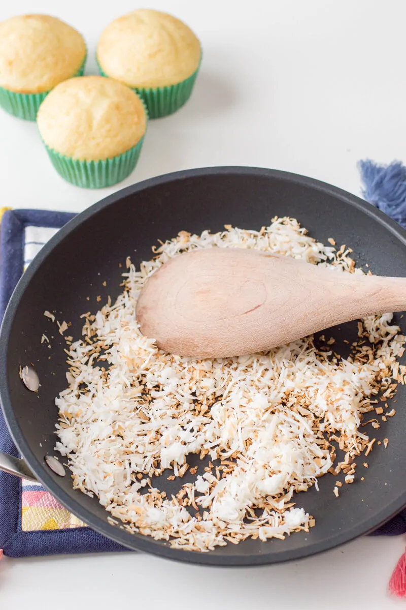 Roast shredded coconut