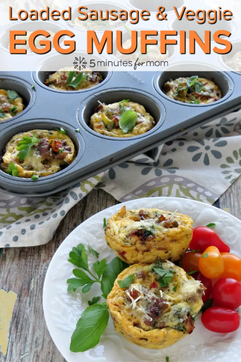 Loaded Sausage and Veggie Breakfast Egg Muffins - Easy to make breakfast muffins packed with protein #eggmuffins #breakfastmuffins