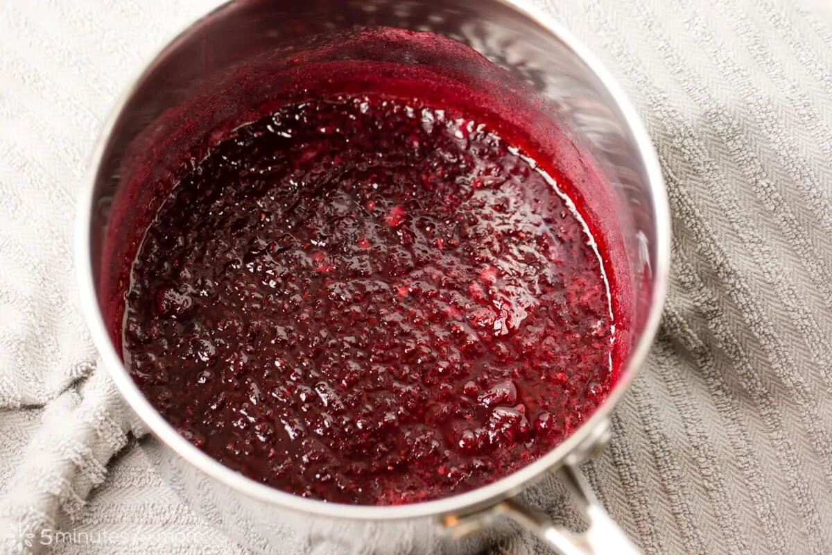 raspberry sauce thickened without cornstarch