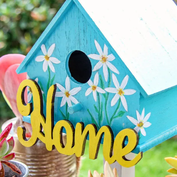 Painted Birdhouses – Easy Spring Craft Idea