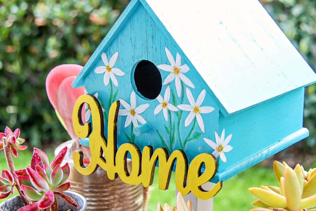 Painted Birdhouses - Easy Spring Craft Idea - 5 Minutes ...