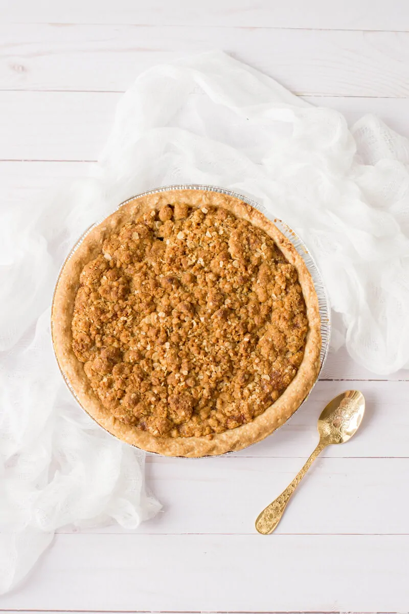 Peach Crumble Pie