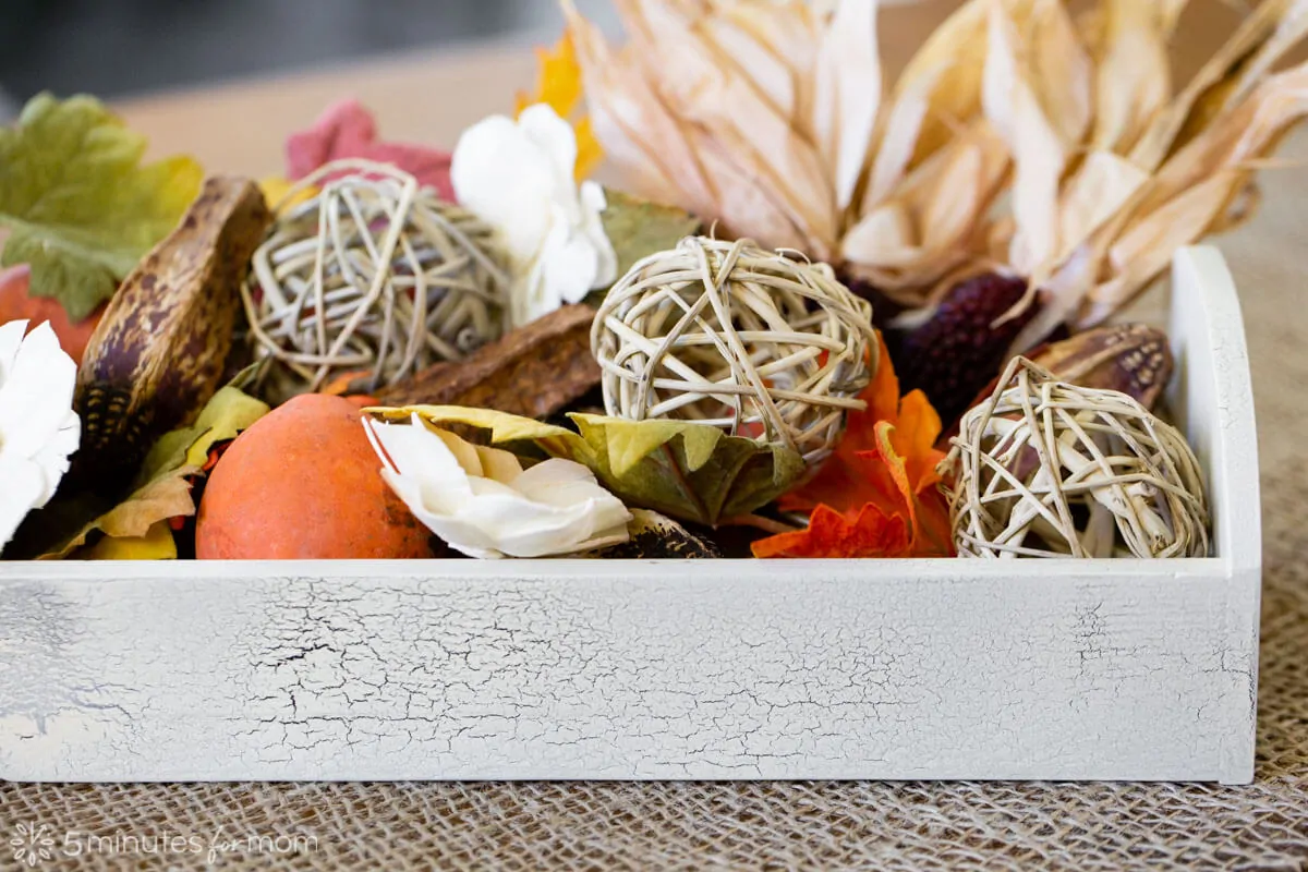 DIY Thanksgiving centerpieces with Testors Crackle Kit