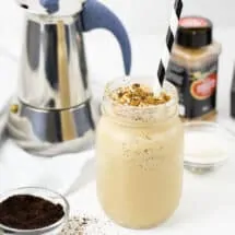 Coffee Smoothie with collagen powder MCT oil and cinnamon