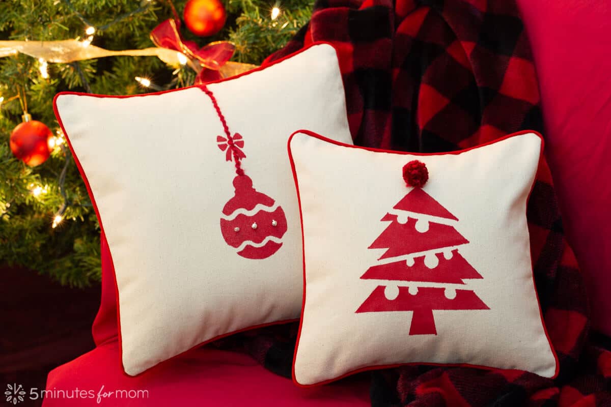 How to Paint a Christmas Pillow