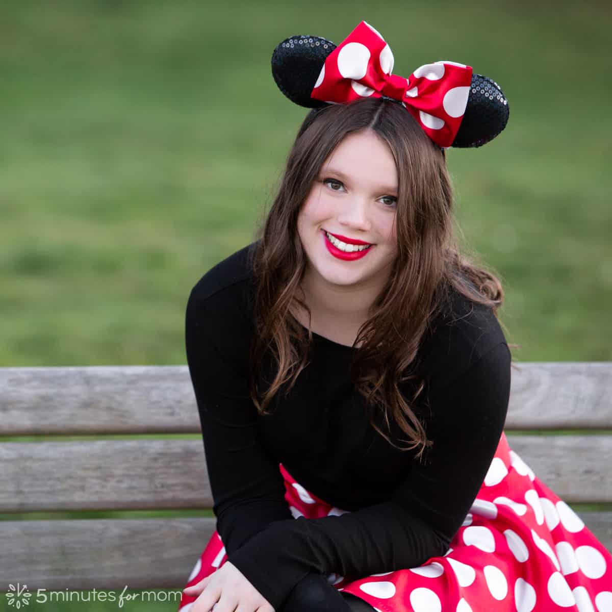 minnie mouse costume party