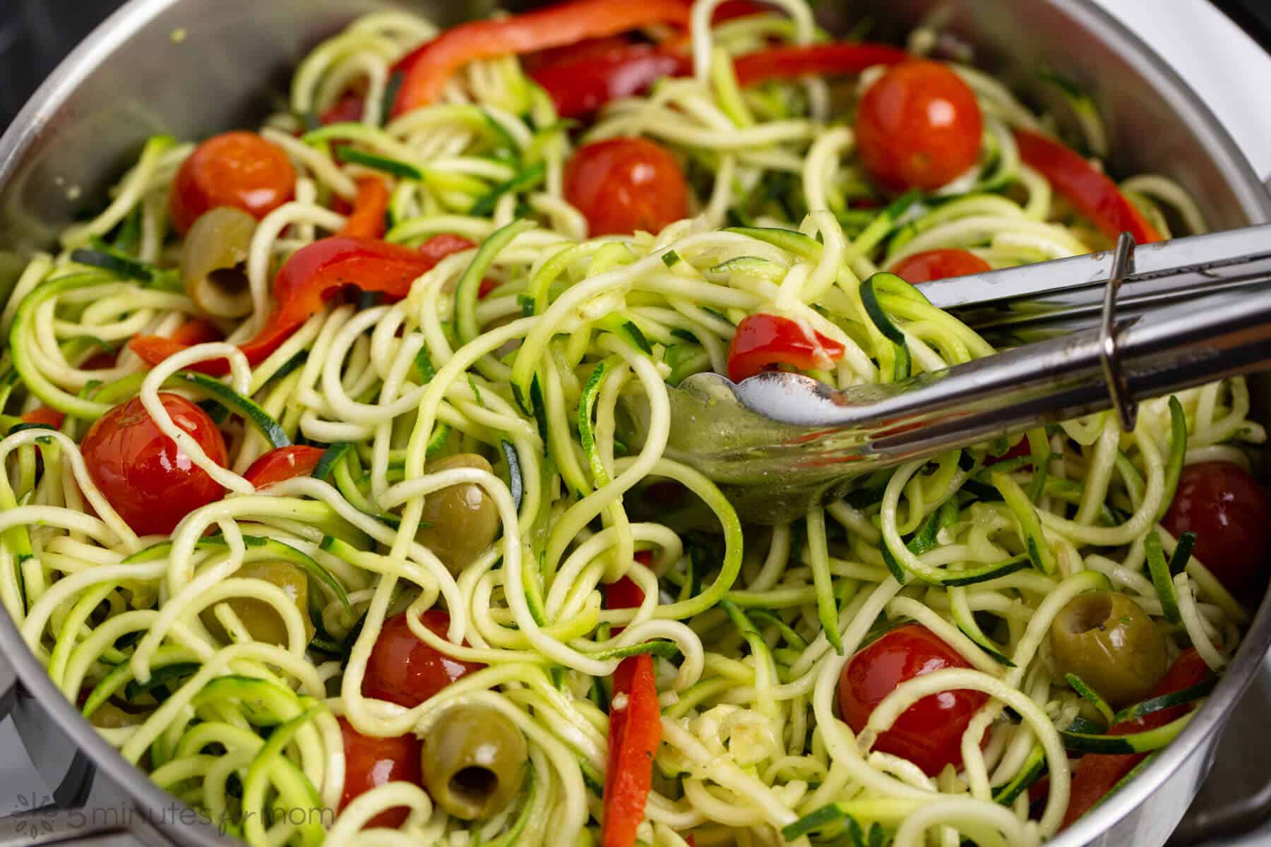 Zucchini Noodles with Olives from Spain 5 Minutes for Mom