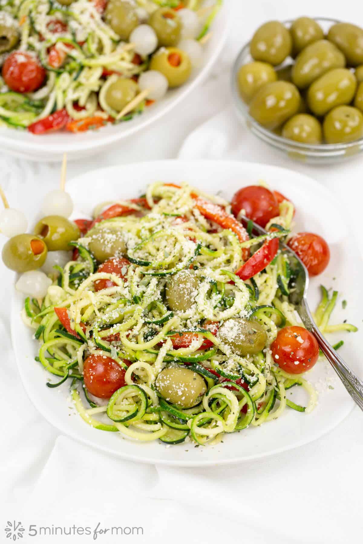 Zucchini Noodles with Olives from Spain 5 Minutes for Mom