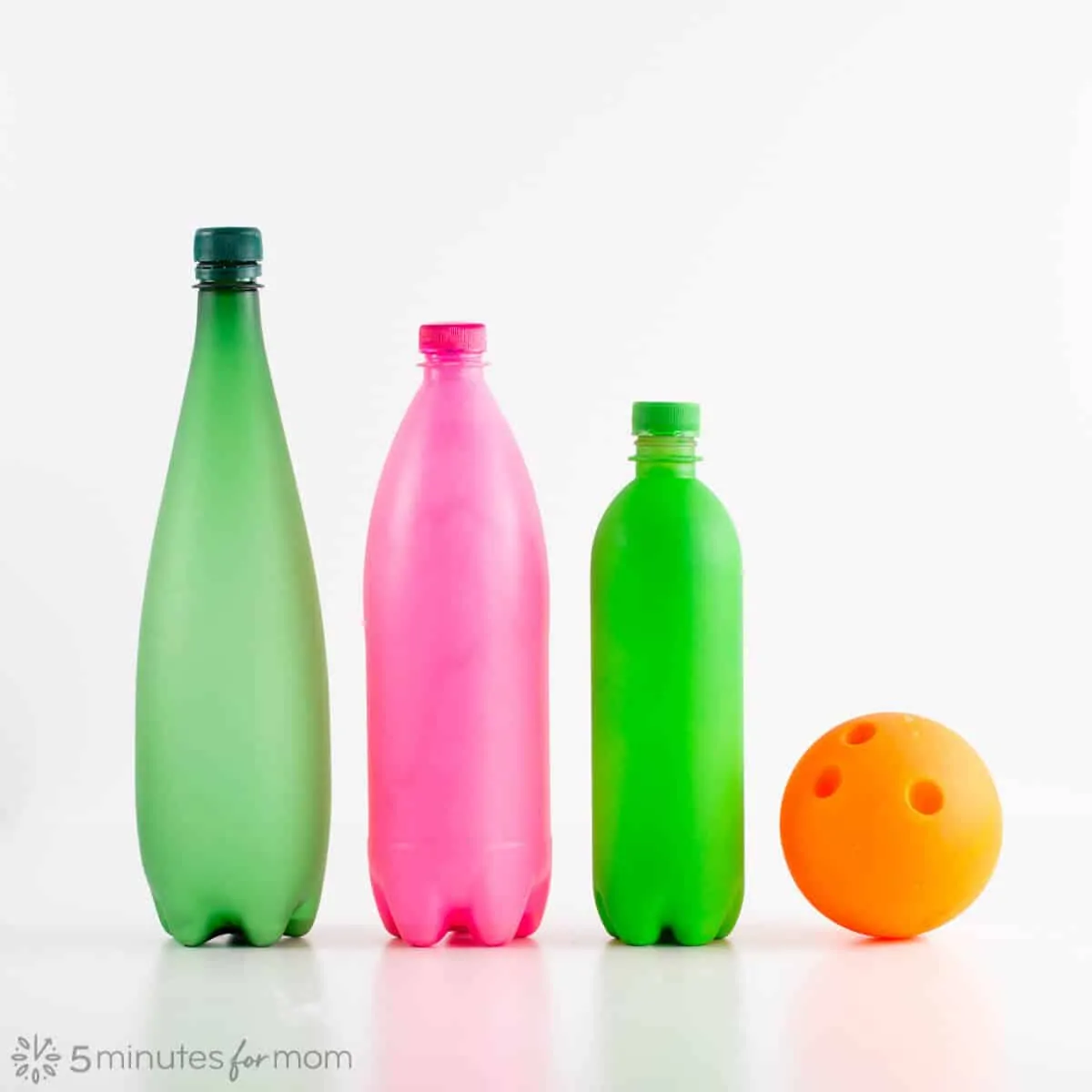 3 Ways to Make Glow in the Dark Bowling Pins