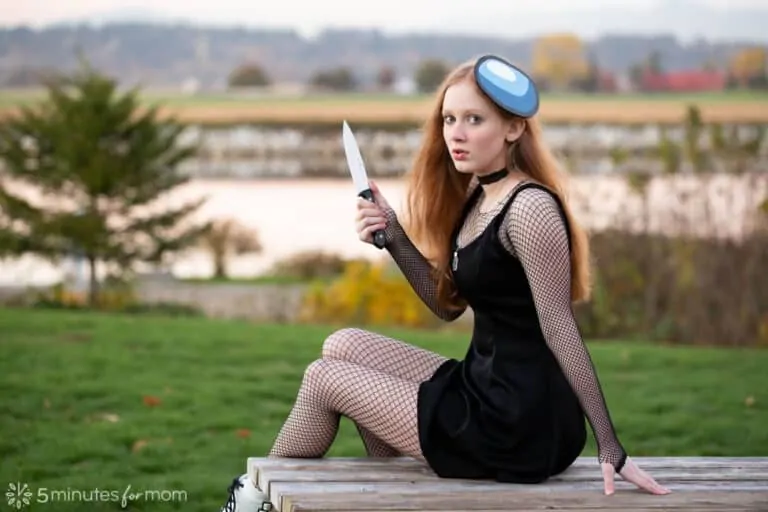 Easy DIY Among Us Costume