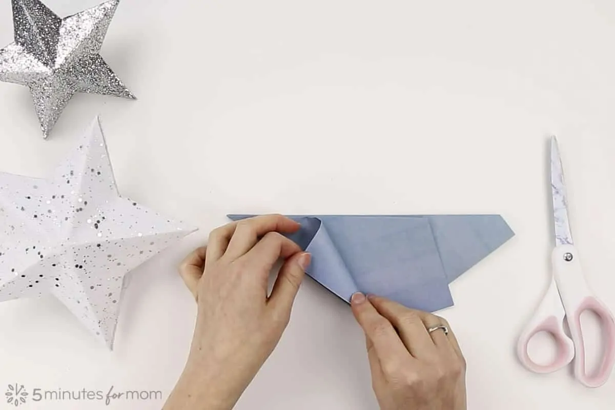 How to make a 3D paper star instructions