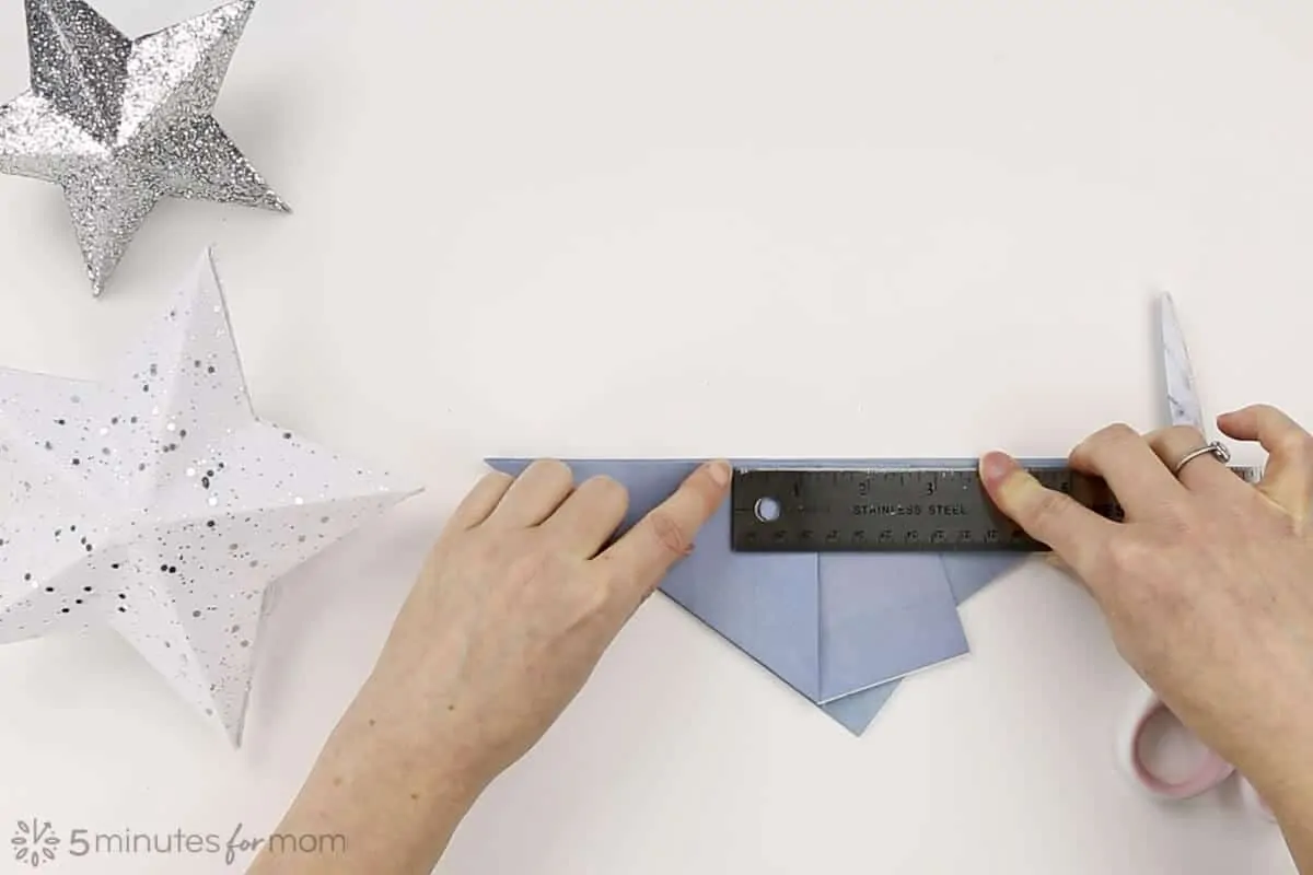 How to make a 3D paper star instructions