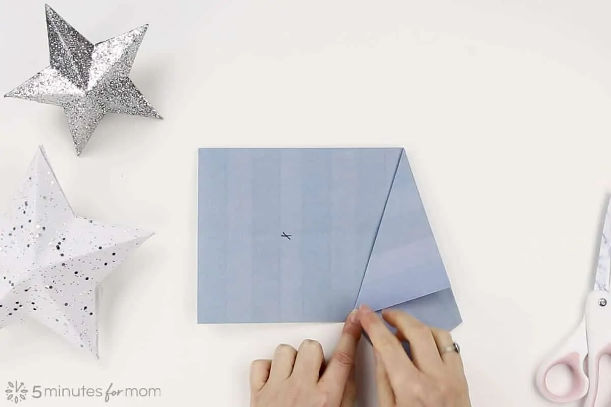 3D Paper Star Christmas Tree Topper Tutorial