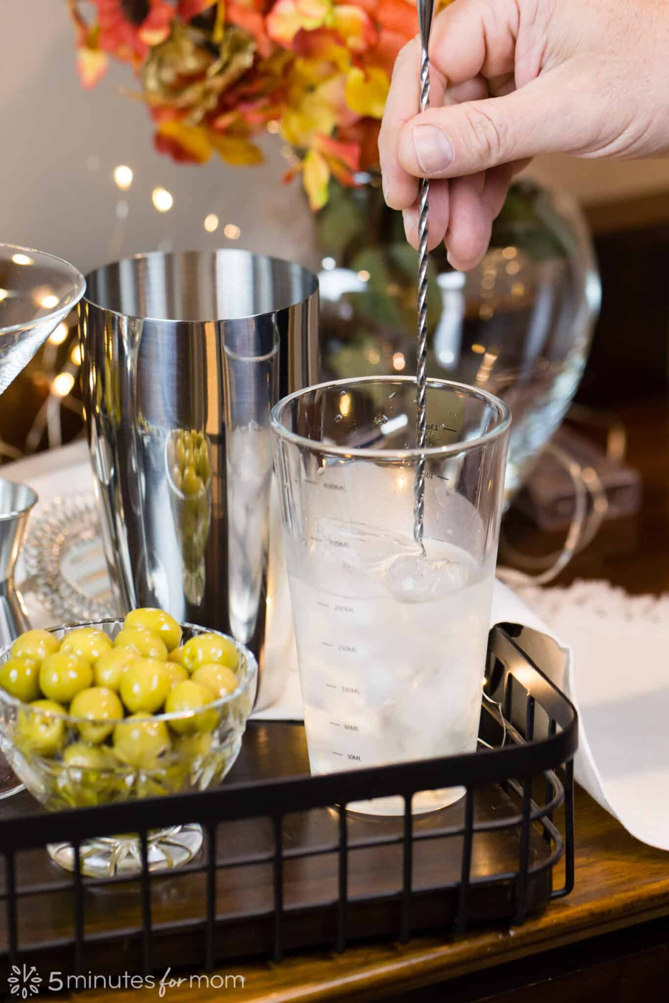 How to Make a Martini with Olives 5 Minutes for Mom
