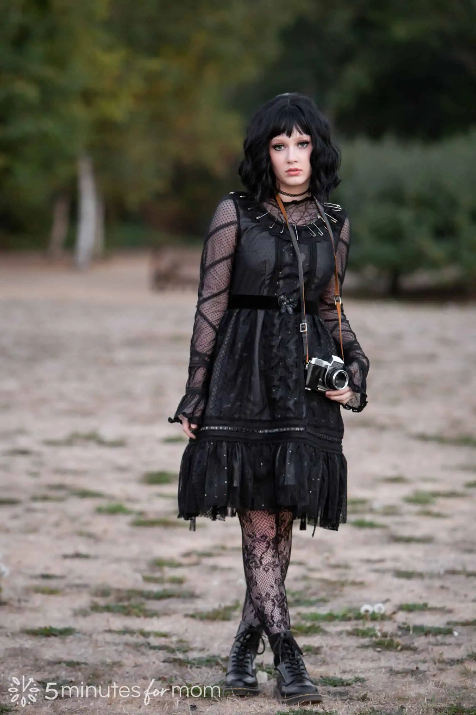 Beetlejuice lydia hot sale black dress